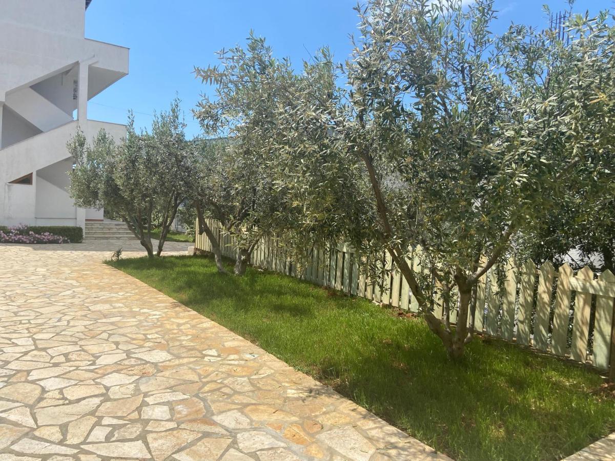 Ergys Appartement Ksamil